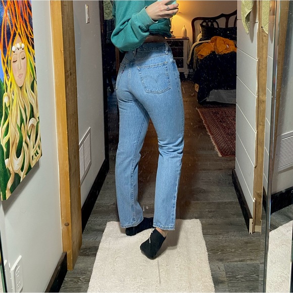 NWT LEVI BLUE JEANS - Picture 1 of 6